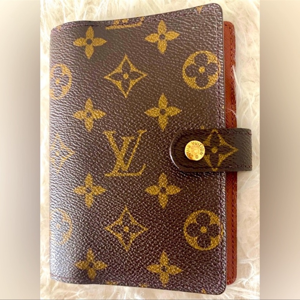 Louis Vuitton Agenda Monogram PM with pink leather zippered add $20 pink insert